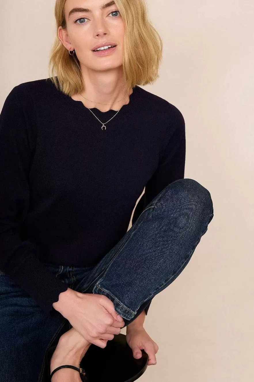 WYSE London Knitwear-Fleurine Scallop Jumper - Midnight